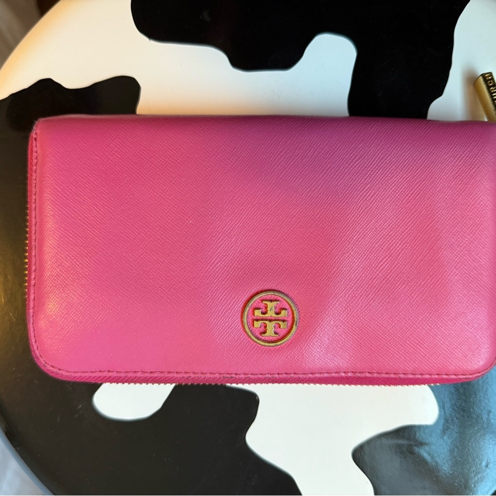 Tory Burch Pink Wallet